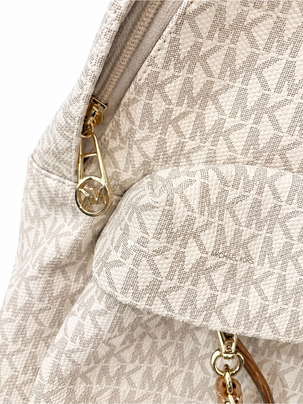 Michael Kors Cream Logo Backpack with Gold Chain Detail and Dustbag - Picture 3 of 12
